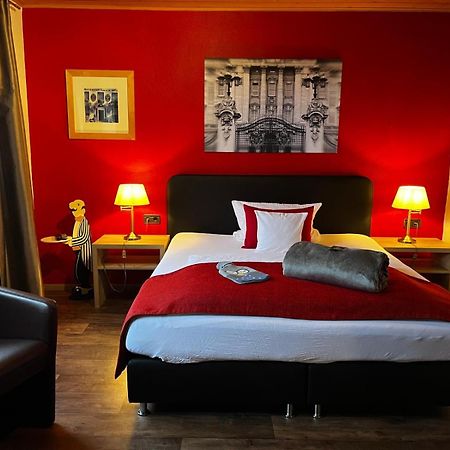 Henblas Hotel Neuenrade Экстерьер фото