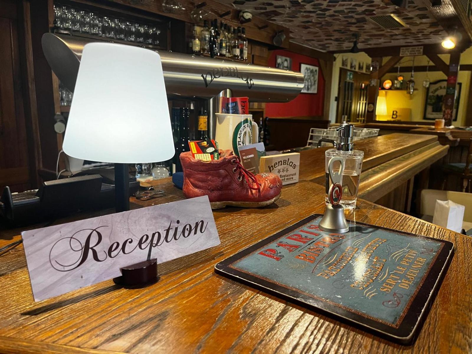 Henblas Hotel Neuenrade Экстерьер фото