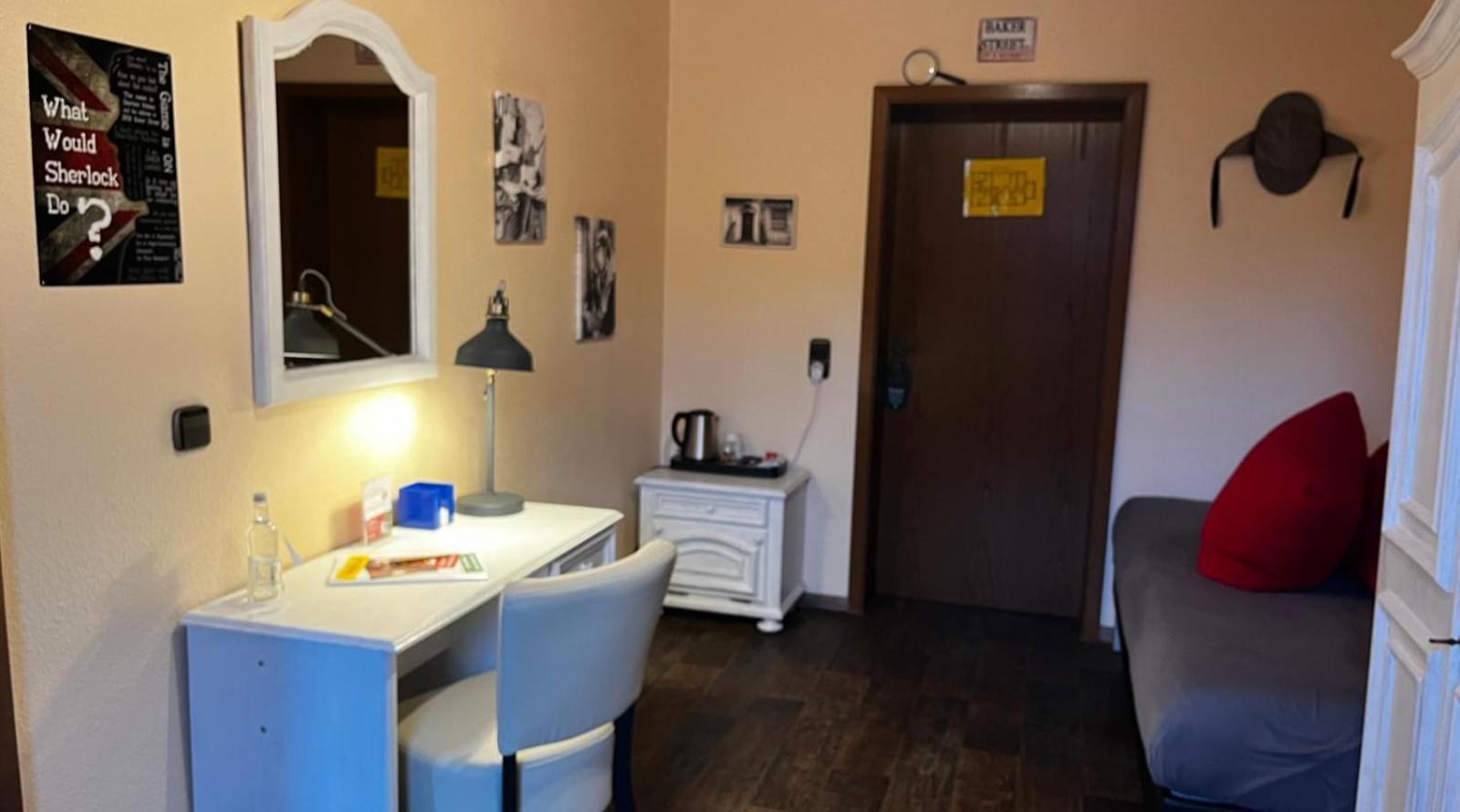 Henblas Hotel Neuenrade Экстерьер фото