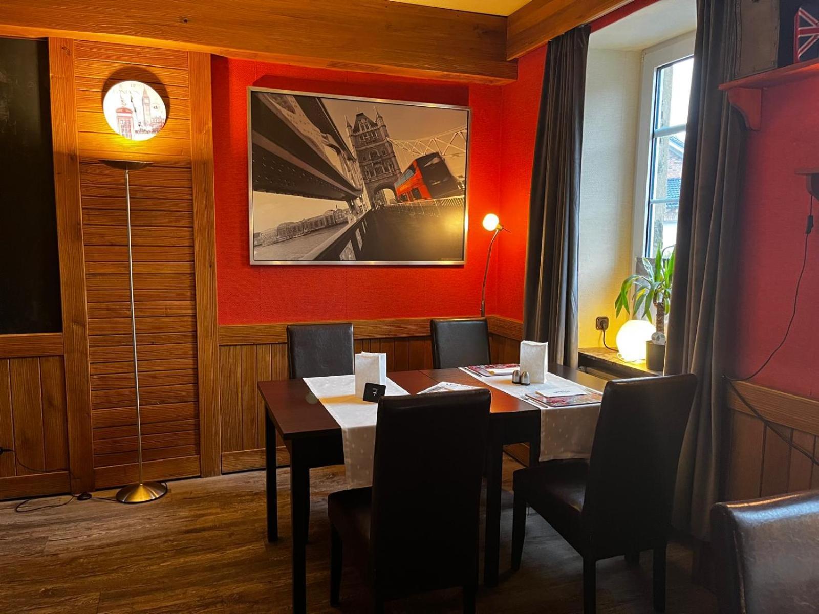 Henblas Hotel Neuenrade Экстерьер фото
