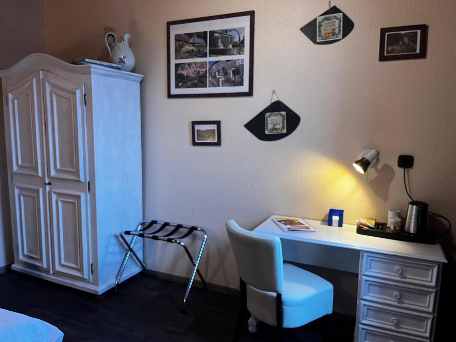 Henblas Hotel Neuenrade Экстерьер фото